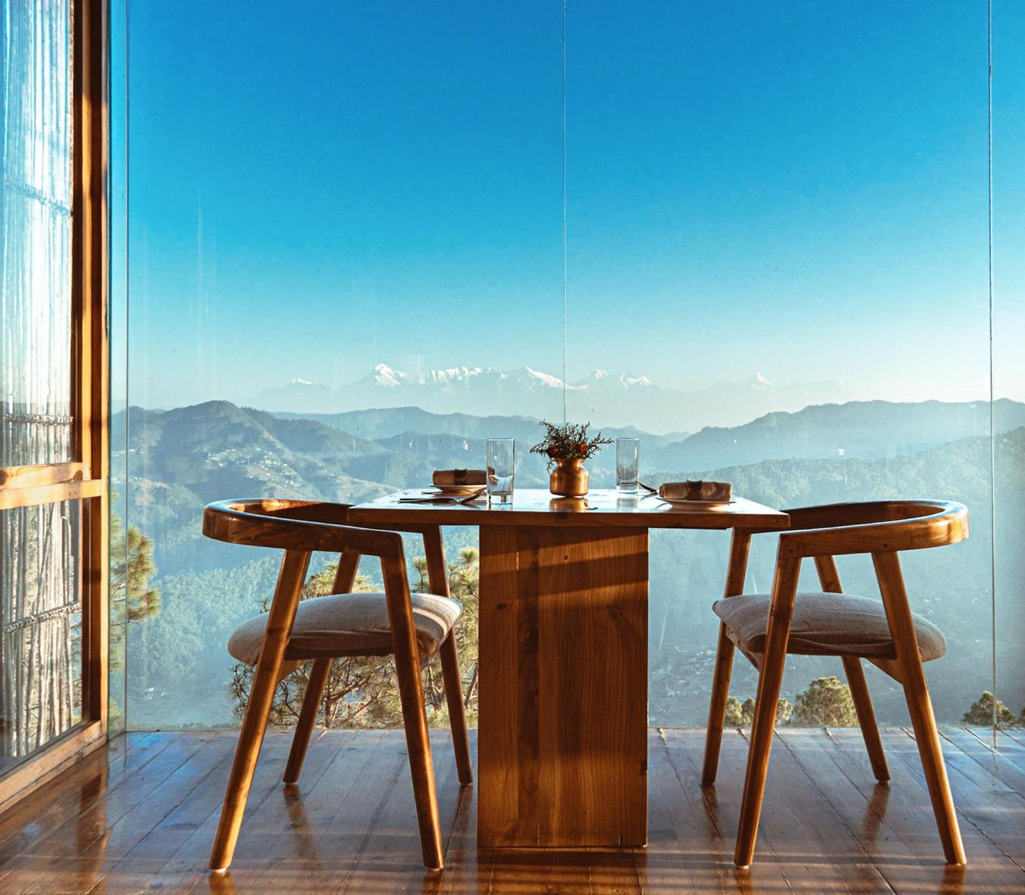 ホテル The Kumaon ビンザー エクステリア 写真