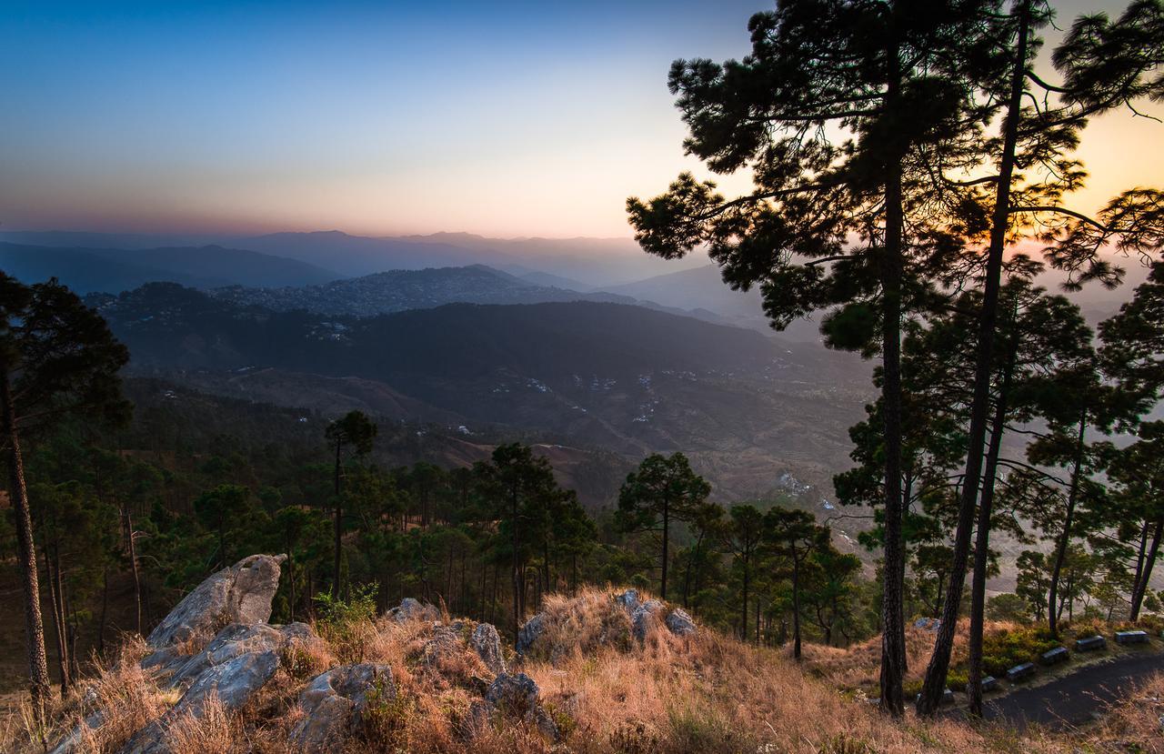 ホテル The Kumaon ビンザー エクステリア 写真